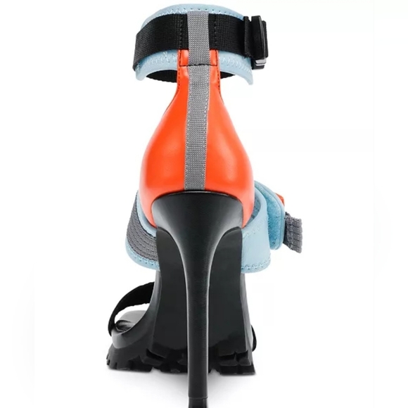 Steve Madden "Vices" Stilleto - Picture 2 of 10